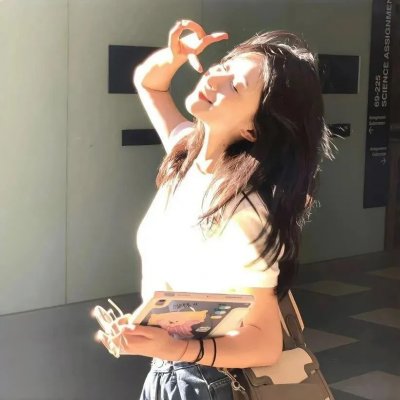 站起来的女孩 海报